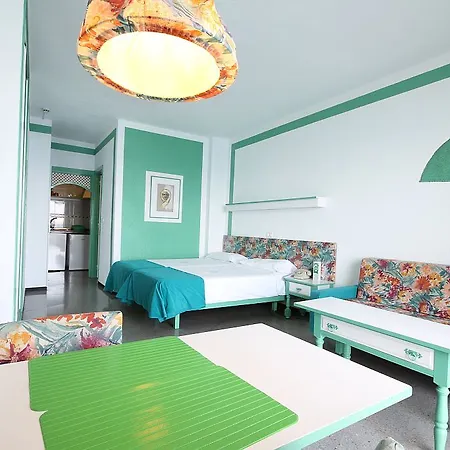 Atlantic Mirage & - Adults Only 4*