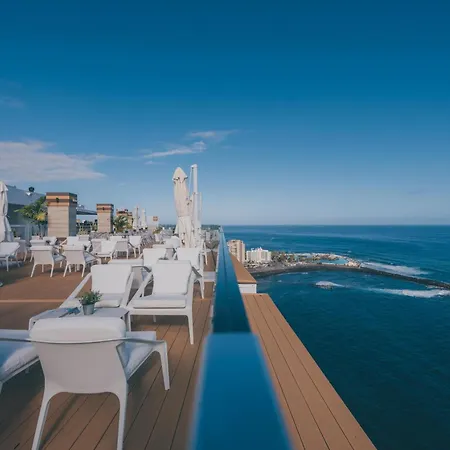 Atlantic Mirage & - Adults Only