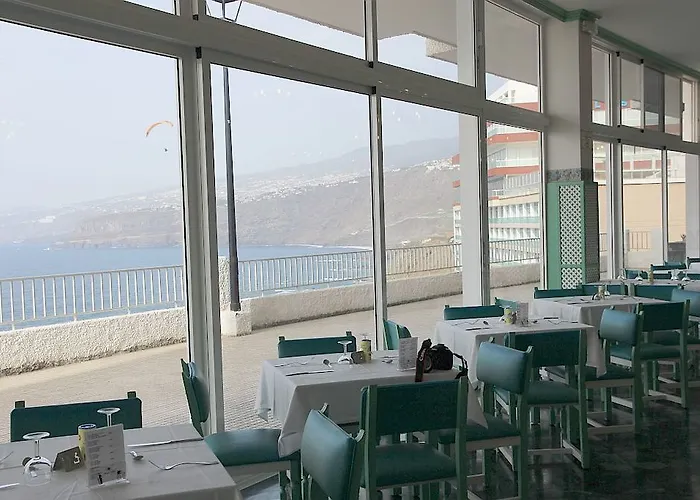 Atlantic Mirage & - Adults Only 4*