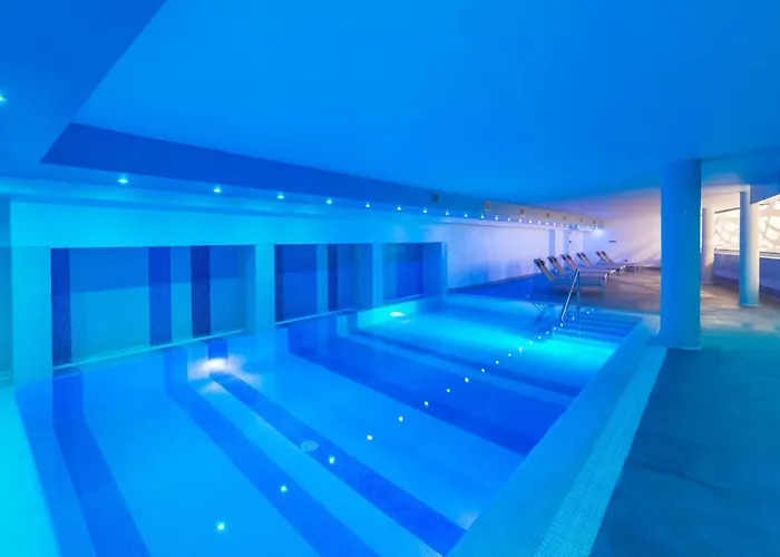 Atlantic Mirage & - Adults Only