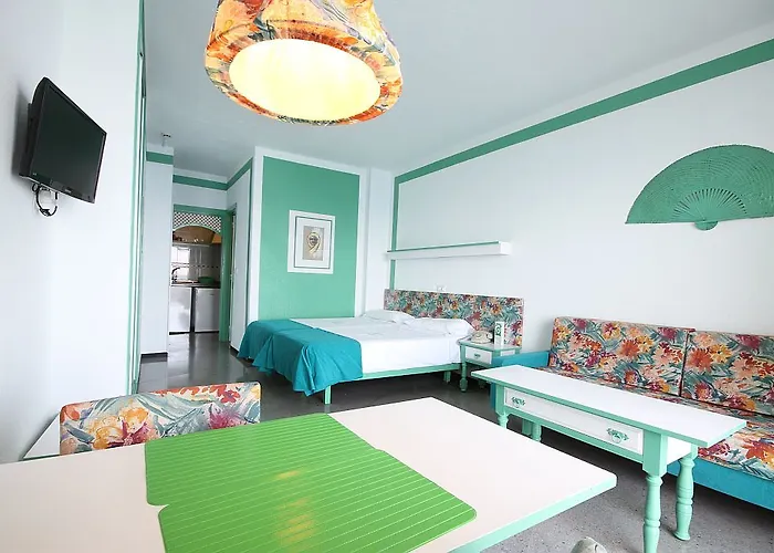 Atlantic Mirage & - Adults Only 4*